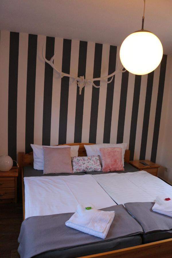 Altstadtcafe Und Pension Havelberg Εξωτερικό φωτογραφία